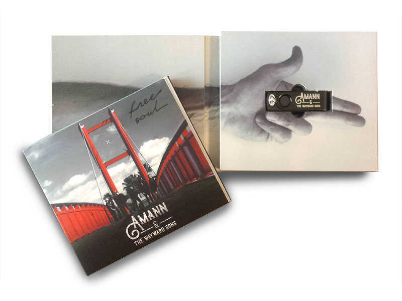 USB Digipack revolving musica