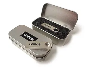 Caja-usb-metal-personalizada