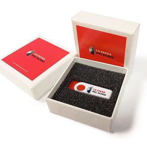 Caja-regalo-carton-blanca-Zafra Caja regalo cartón blanca USB revolving